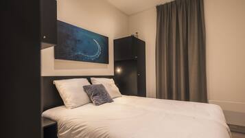 2 chambres, chambres insonorisées, Wi-Fi gratuit, draps fournis