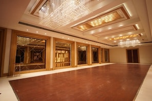 Banquet hall - Hotel Amora (Rajnandgaon)