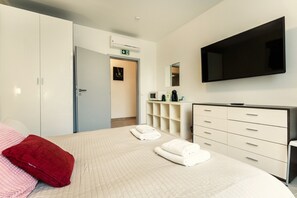 Hypo-allergenic bedding, minibar, individually decorated, desk - Vincanto Rooms Old Town (Prague)