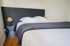 3 bedrooms, iron/ironing board, travel cot, free WiFi