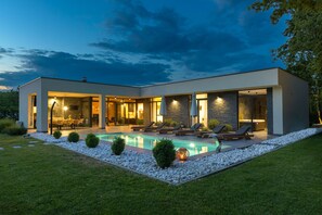 Pool - Villa Line (Istria - Svetvinčenat) (Svetvinčenat)