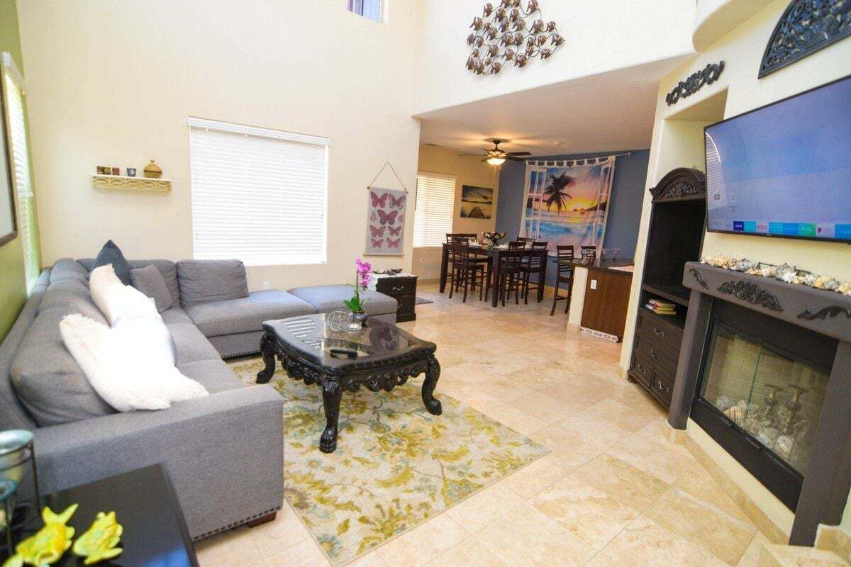 Flat-screen TV, fireplace