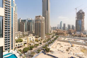Exterior detail - Dream Inn - Bahwan Tower (Dubai)