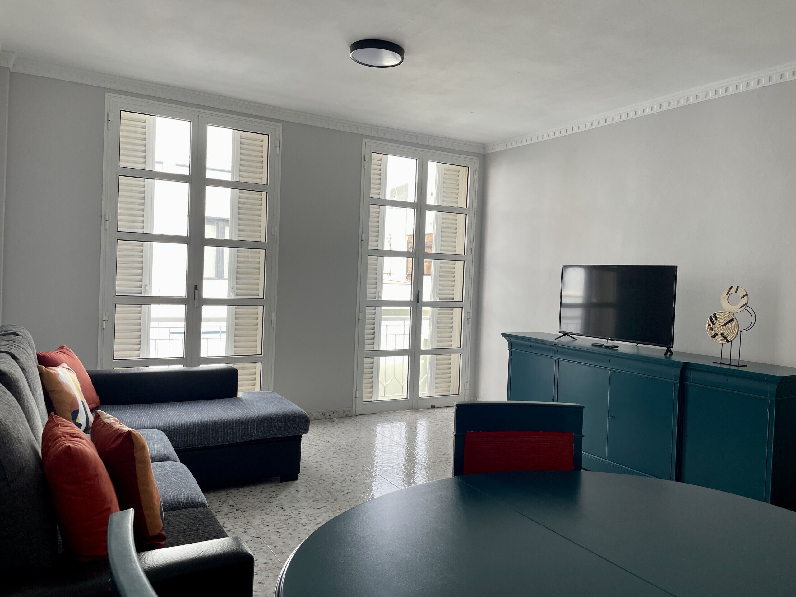 HomeForGuest 3 Bedroom Apartment in Triana