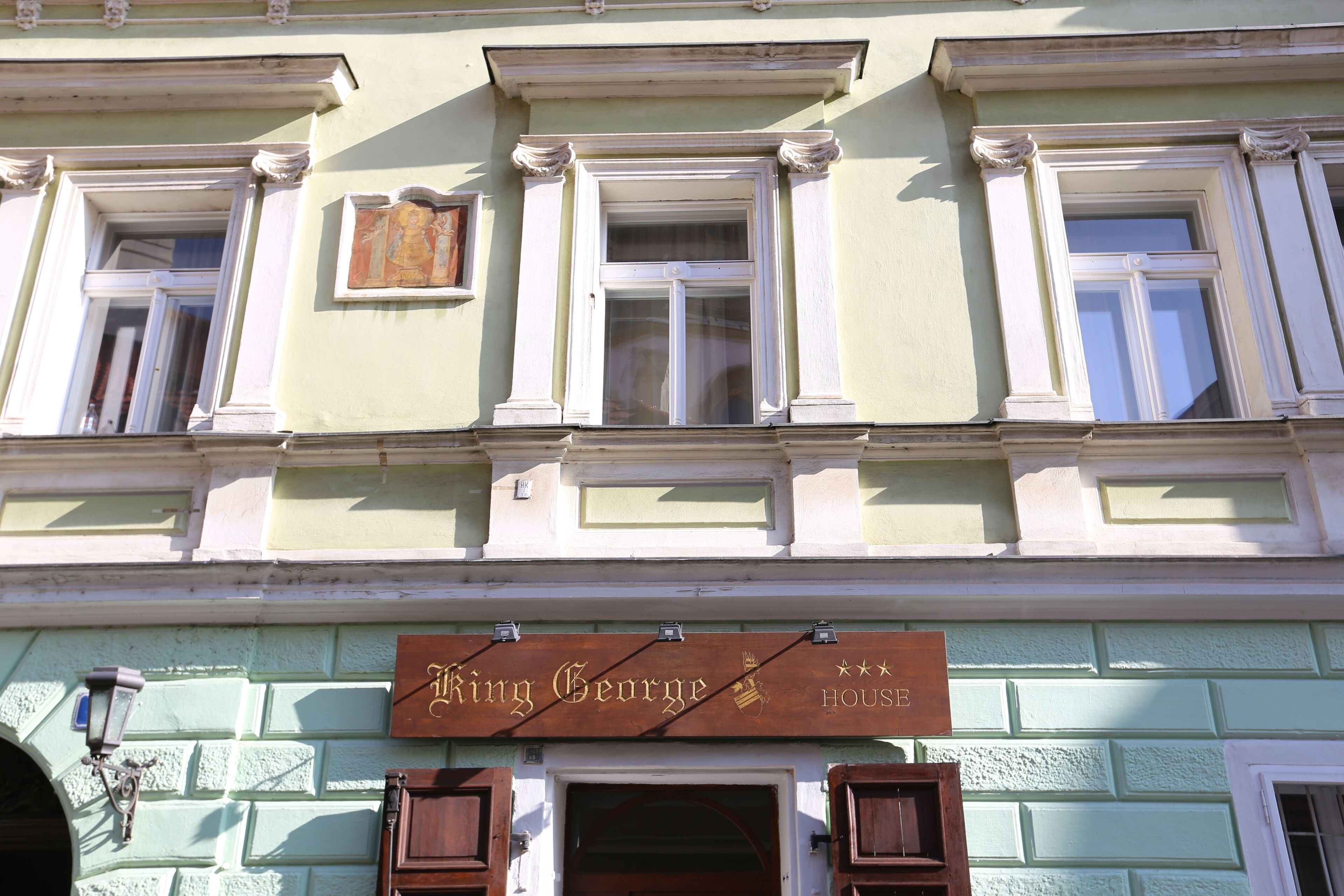 Foto - U Cervene zidle - Red Chair Hotel