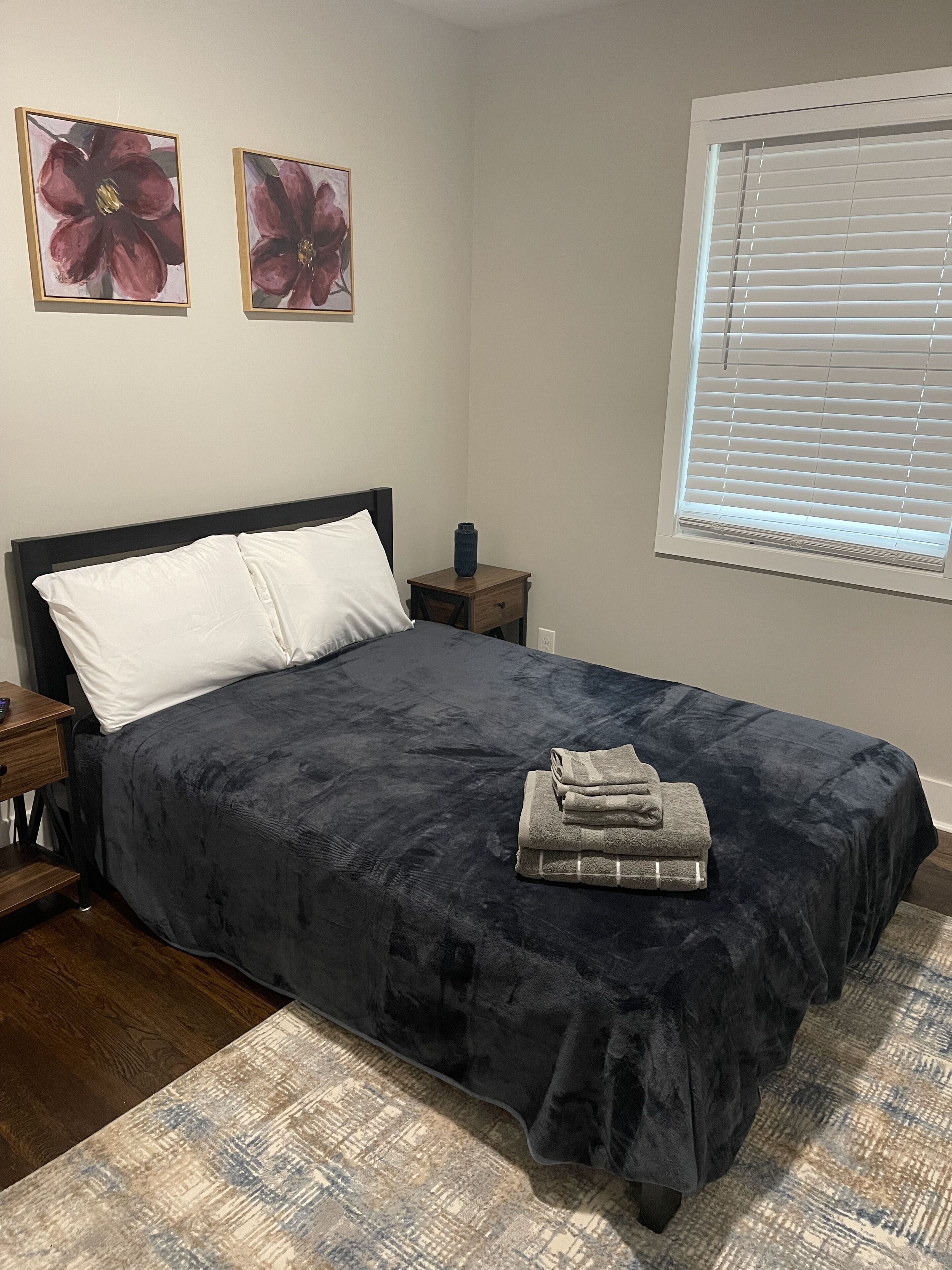 charming smart ranch conviently located to downtown fully renovated