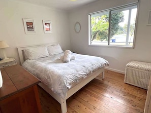 2 chambres, draps fournis