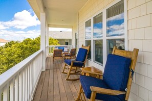 Property grounds - Sandy Bottoms - 4 Bedroom Home -  Private Pool! (Holly Ridge)