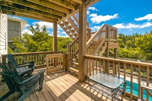 Property grounds - Sandy Bottoms - 4 Bedroom Home -  Private Pool! (Surf City)