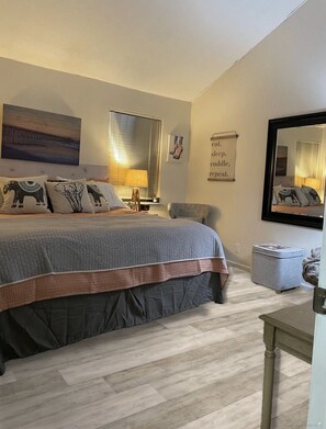 2 bedrooms, desk, iron/ironing board, free WiFi