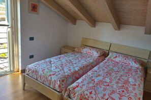 2 bedrooms, free WiFi, bed sheets