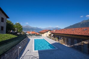 Piscina stagionale all'aperto