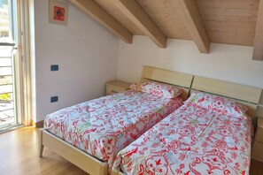 Appartement Familial, plusieurs chambres, côté montagne (La Perla Di Pianello)