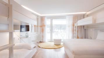 1 bedroom, in-room safe, soundproofing, free WiFi