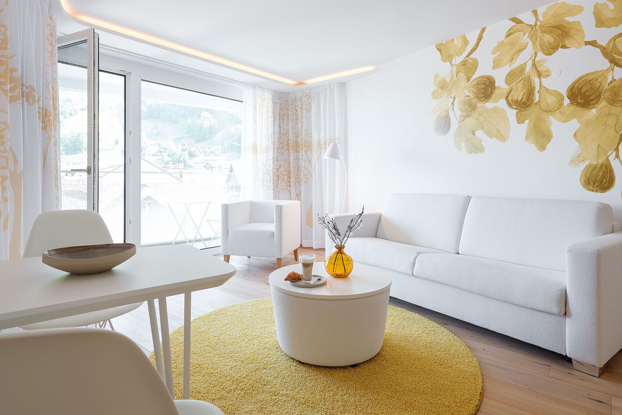 deluxe room | 1 bedroom, in-room safe, soundproofing, free wifi