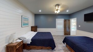 6 bedrooms, WiFi