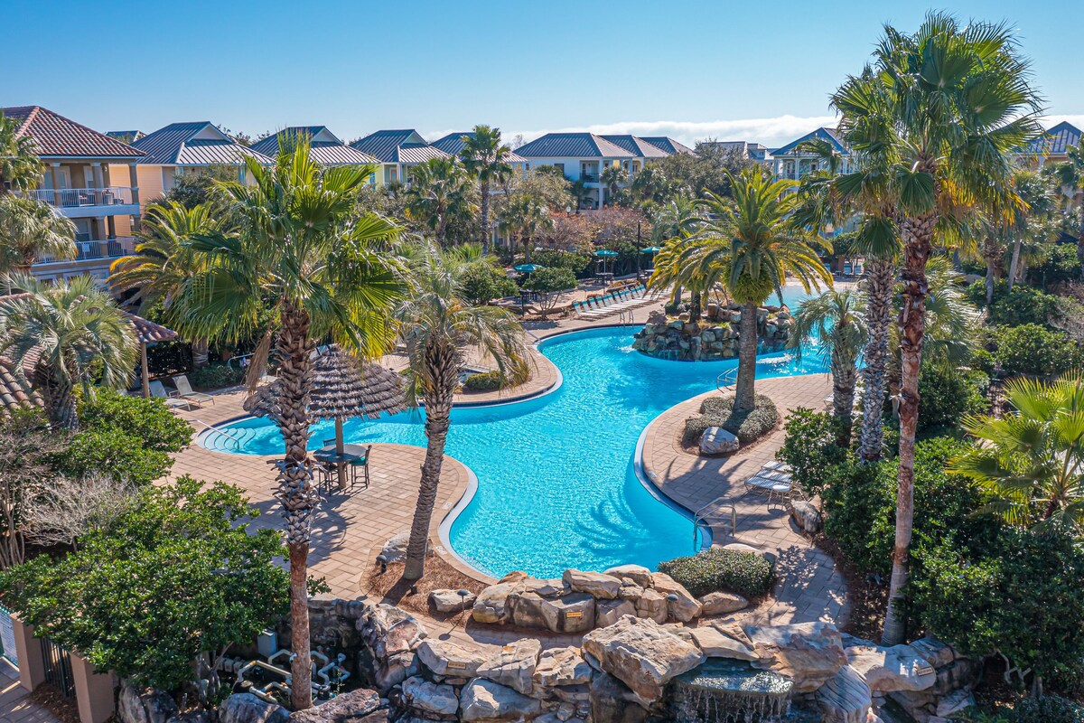 Gated Community ~ Lagoon Style Pool ~ Pet Friendly