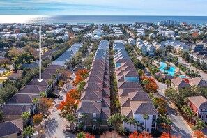 Exterior - Gated Community ~ Lagoon Style Pool ~ Pet Friendly (Destin)