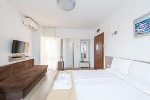 Chambre Double Deluxe, vue partielle sur la mer