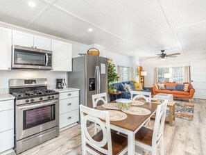 Interior - Wrens Nest | Mid-Island Home with Great Views! (Tybee Island)