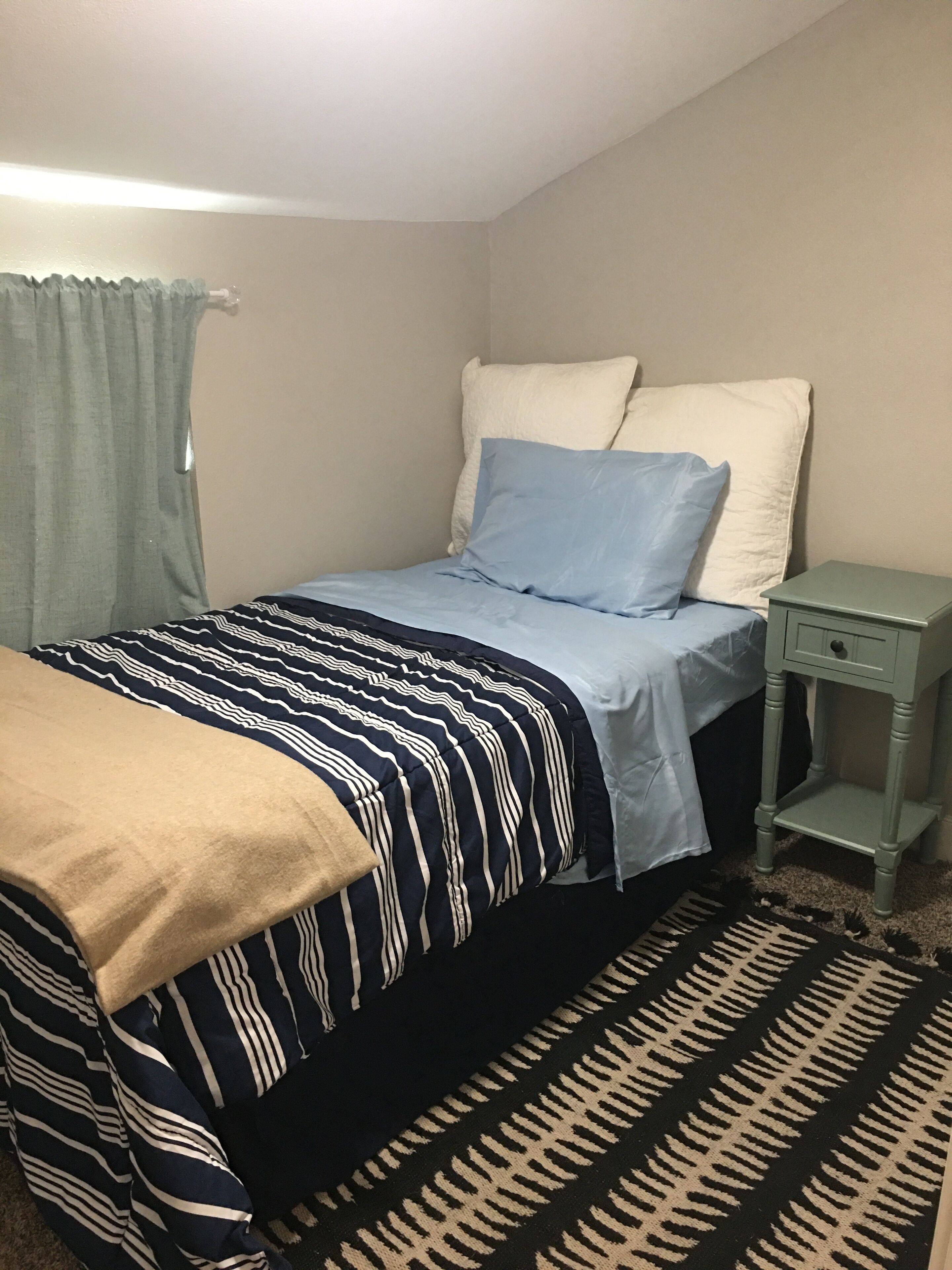 Comfortable Modern House Perfect For Family Gathering