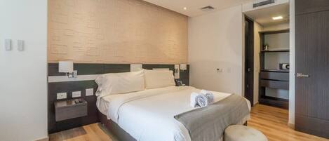 1 bedroom, iron/ironing board, bed sheets