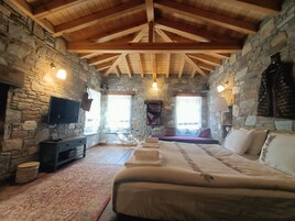 Sábanas de algodón egipcio, ropa de cama de alta calidad y minibar 