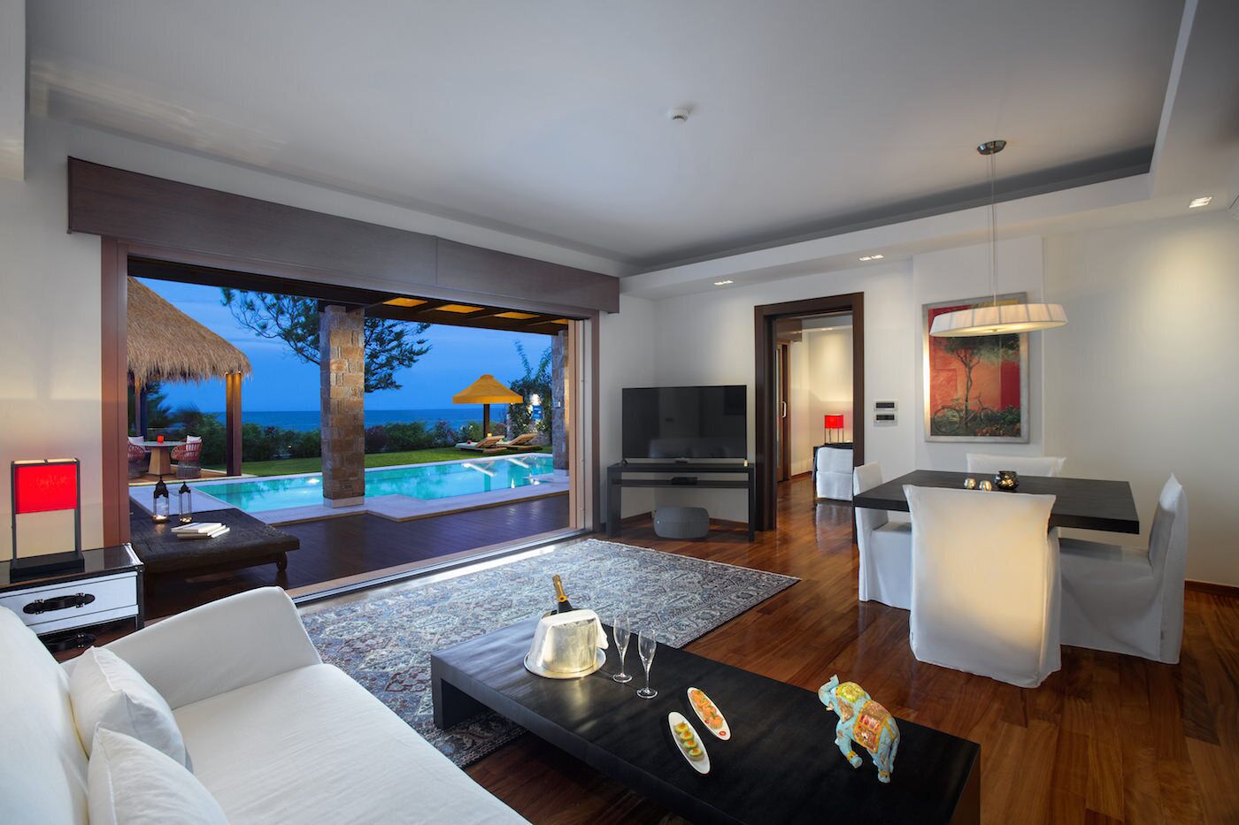 Deluxe Spa Villa by Fantasia Villas