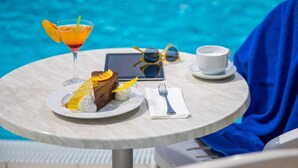 Seasonal outdoor pool - Hotel Osmine (Dubrovacko Primorje)