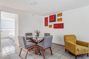 Dining - +MS +Suite óptima +Internet (Santiago de Querétaro)