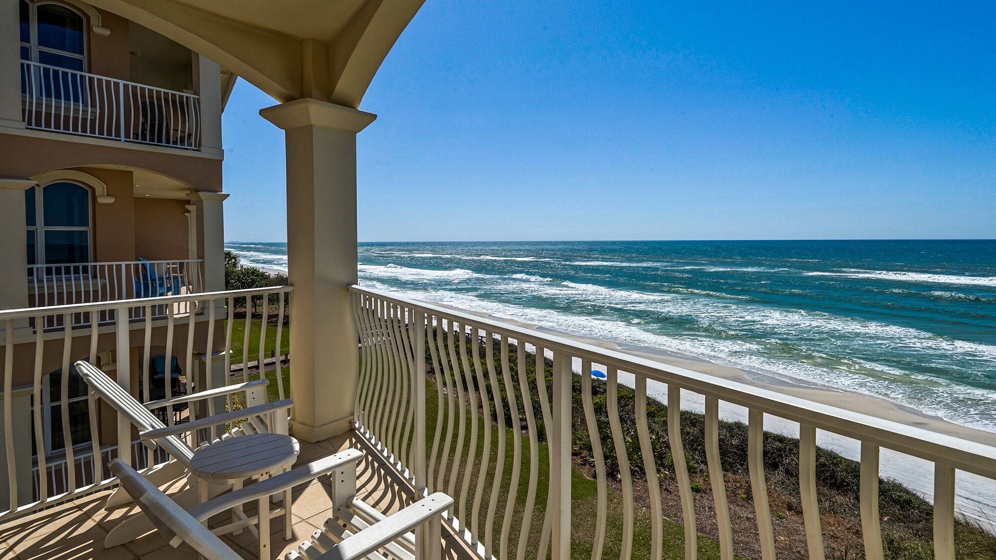 Monterey C301 Balcony and Views