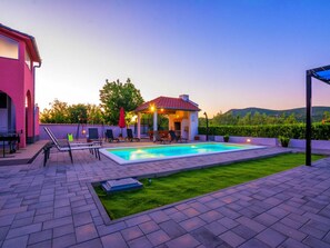 Casa (Four Bedroom Holiday Home with Swimmi) | Exterior