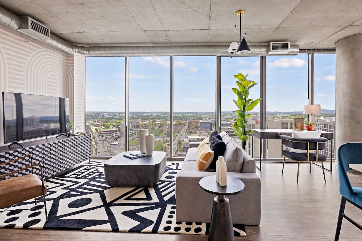 1 Bedroom Deluxe Sky