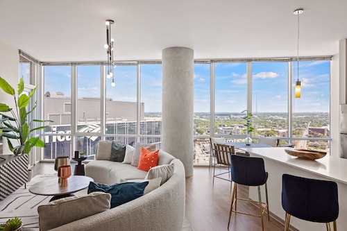 Placemakr Premier SoBro