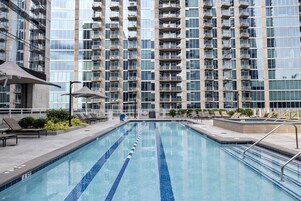 Outdoor pool, pool loungers