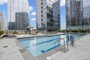 Outdoor pool, pool loungers