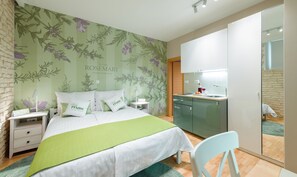 Apartment, 1 Bedroom, Ground Floor | Private kitchen | Full-size fridge, microwave, stovetop, coffee/tea maker - Sun Spalato Mak Apartments (Split)
