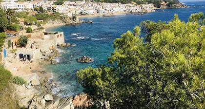 1ANC 08 - Apartement basique situé à quelques minutes à pied de la plage de Llafranc
