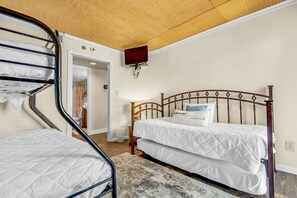 2 Schlafzimmer, Bügeleisen/Bügelbrett, WLAN, Bettwäsche