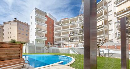 2KIS02- Cozy apartment for 4 people with pool located near the beach