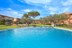 Pool - 1I 51 - Renovated apartment with communal pool located a few minutes walk from the beach of Calella de Palafrugell (Calella de Palafrugell)