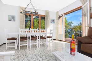 Interior - 1BENET 1 - House divided into 3 totally independent apartments with shared pool just 1 km from the beach of Calella de Palafrugell (Calella de Palafrugell)