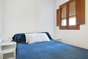 3 間睡房、熨斗/熨衫板、上網