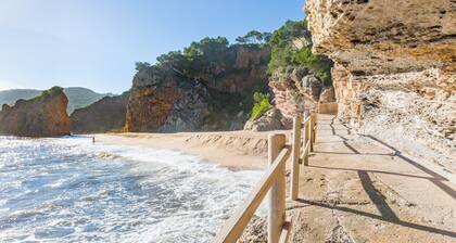 1OP 01 - Apartment located in Pals, in a residential complex with swimming pool, 400 m from the beach