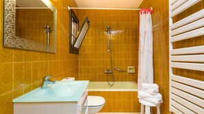 Bathtub