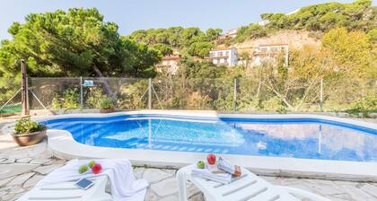 2PON01 - Beautiful house with private pool located in a quiet area near the beach