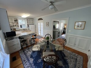 Dining - Charming Victorian Cottage with two Juliet Balconies. (Saint Augustine)