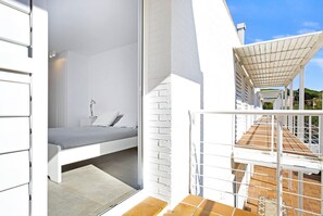 4 bedrooms, free WiFi