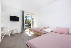 5 camere, Wi-Fi gratuito