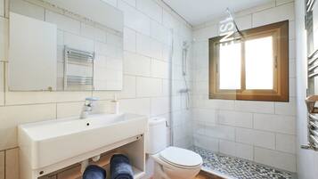 Bathtub